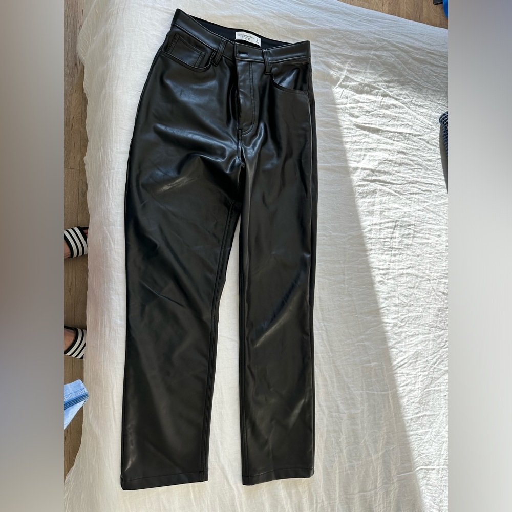 Abercrombie and Fitch the ankle straight vegan leather ultra high rise pant